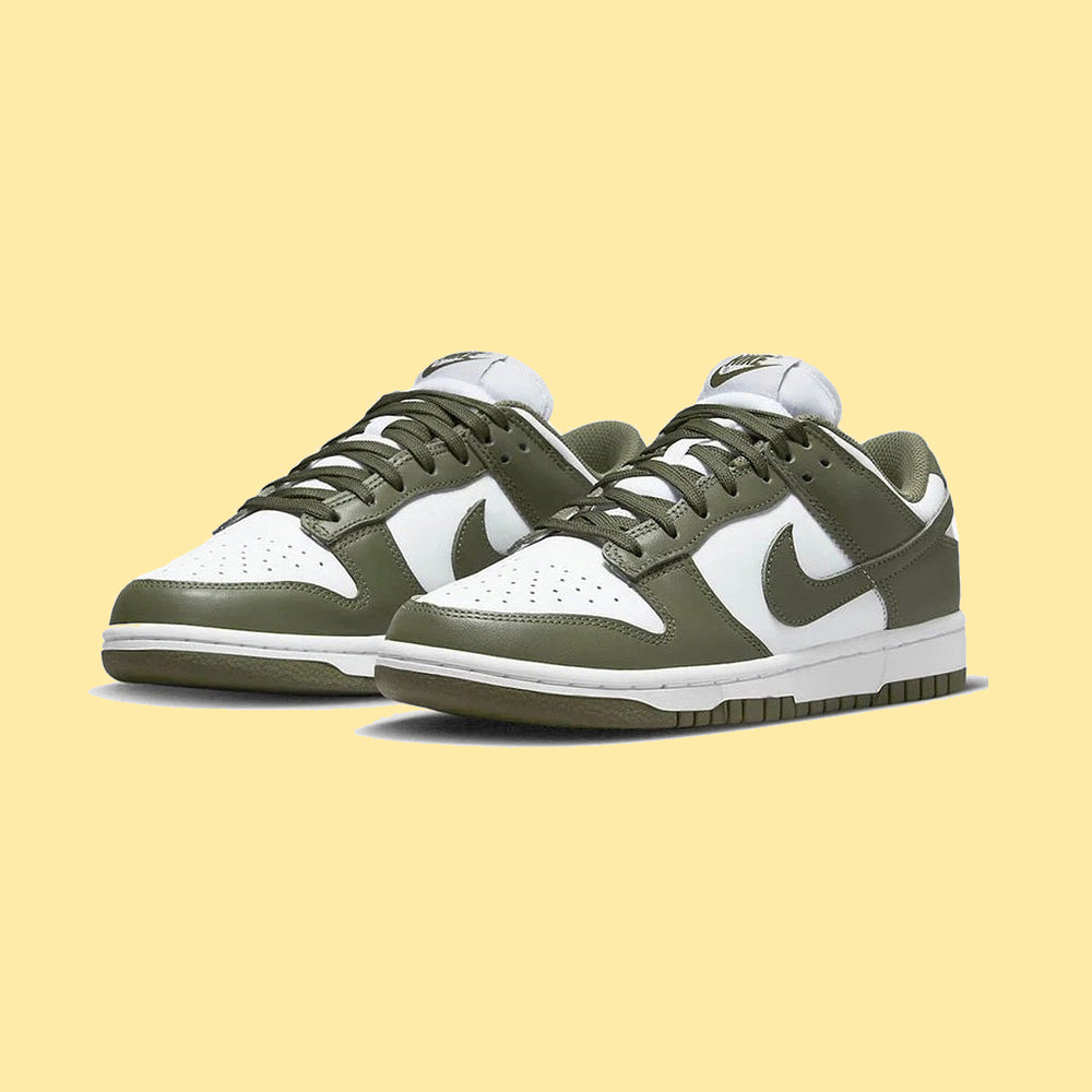 Nike Dunk Low (W) - Medium Olive